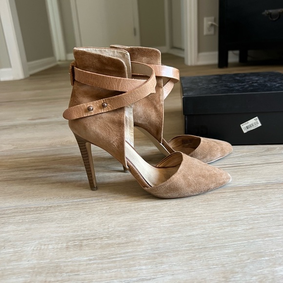 Joe’s Laney heels - Picture 2 of 6